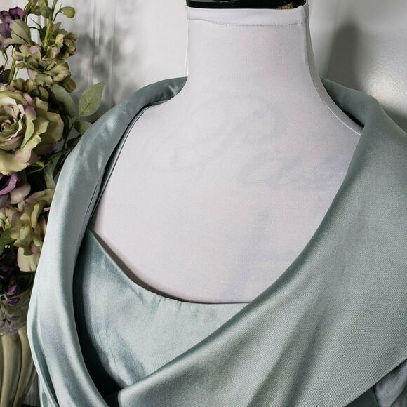 Social Occasions by Mon Cheri Two-Piece Aqua Dress & Jacket Size 10 - Picture 2 of 14